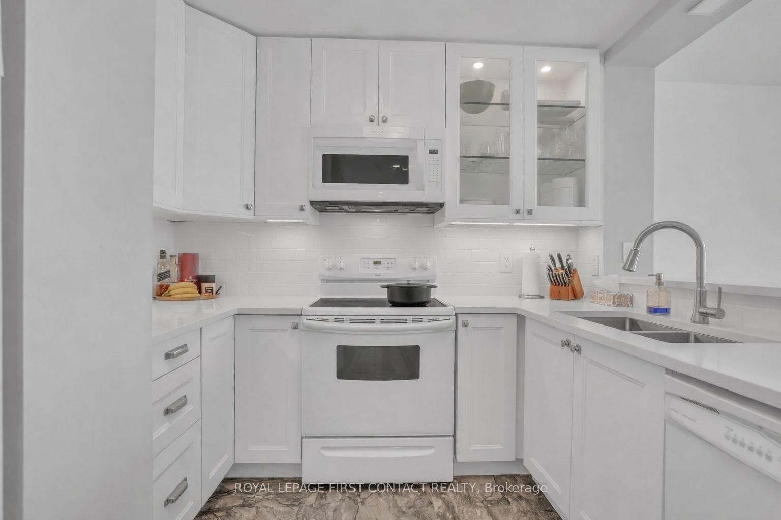 140 Dunlop Street E, Unit 605 - Photo 5