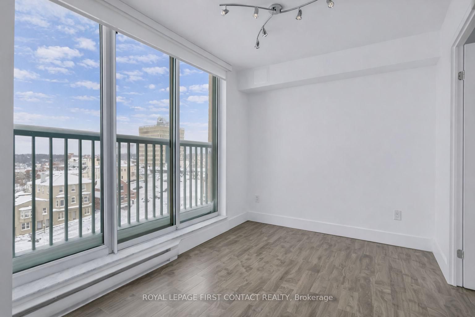 140 Dunlop Street E, Unit 605 - Photo 6