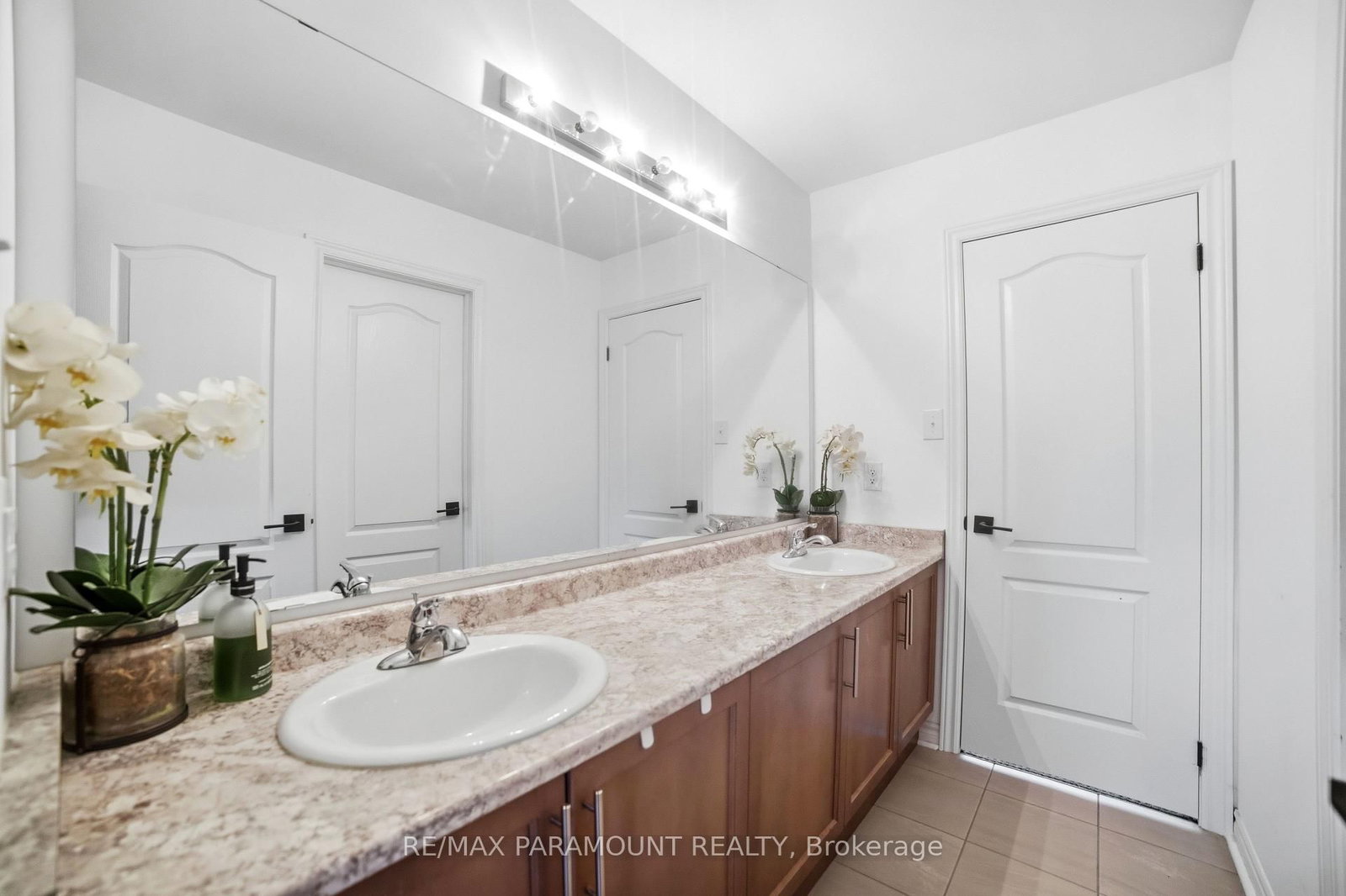 9 Mclean Avenue - Photo 38