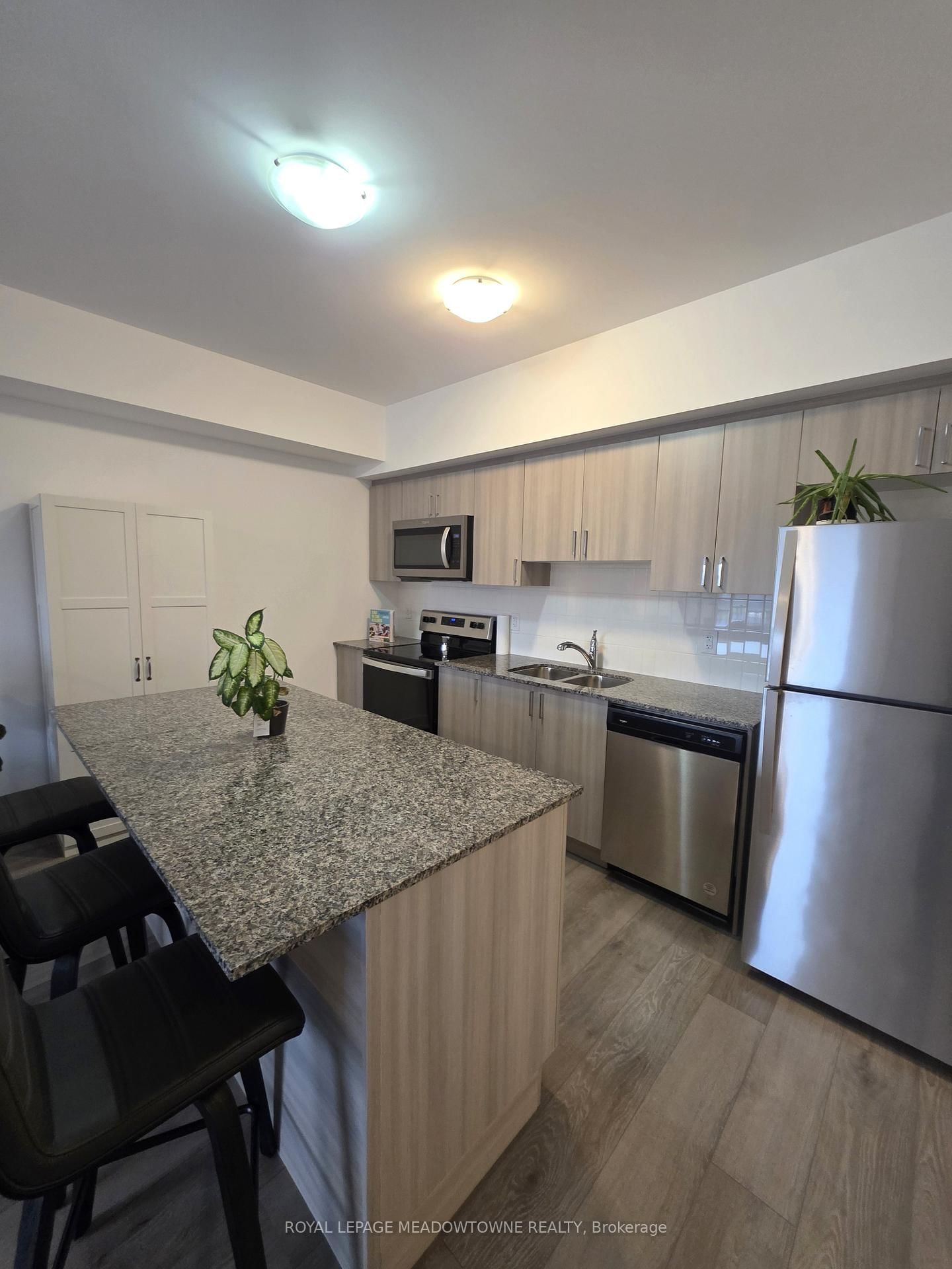 10 Culinary Lane, Unit 608 - Photo 14