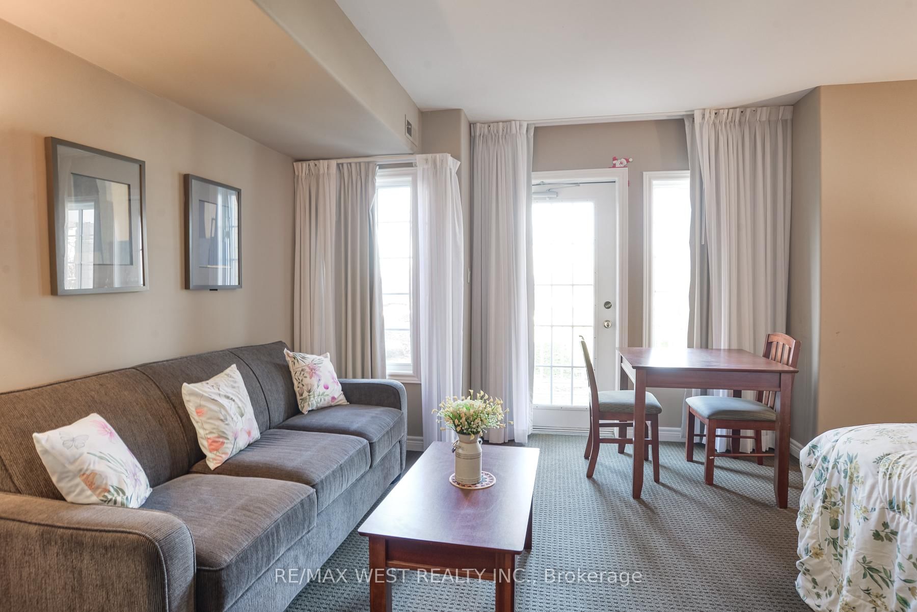 90 Highland Drive, Unit 2076-77