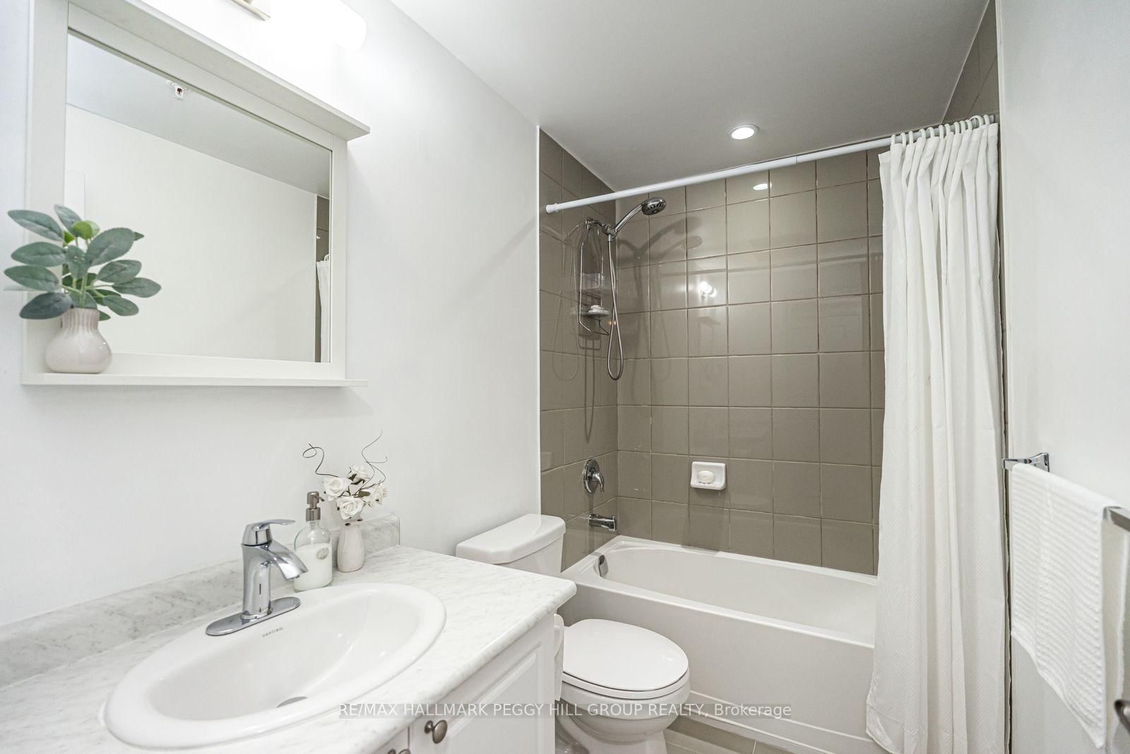 295 Cundles Road E, Unit 404 - Photo 10
