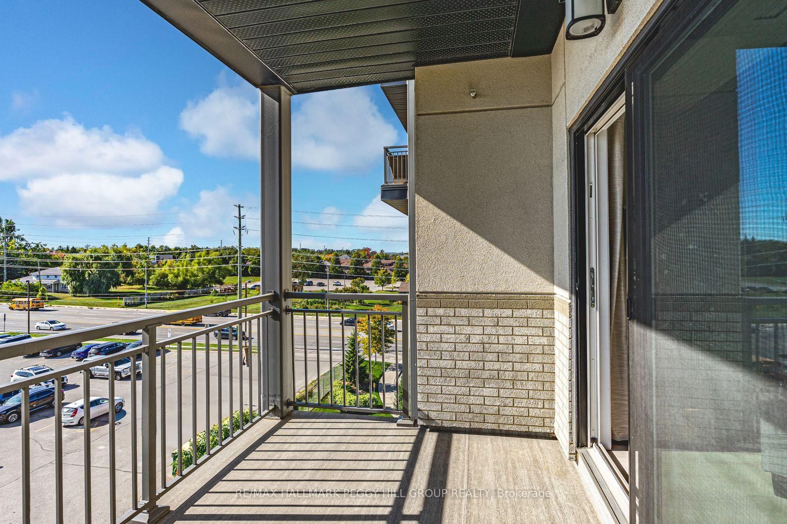 295 Cundles Road E, Unit 404 - Photo 11