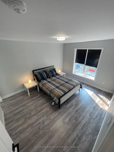 52 Marilyn Avenue S • Wasaga Beach, ON photo 8
