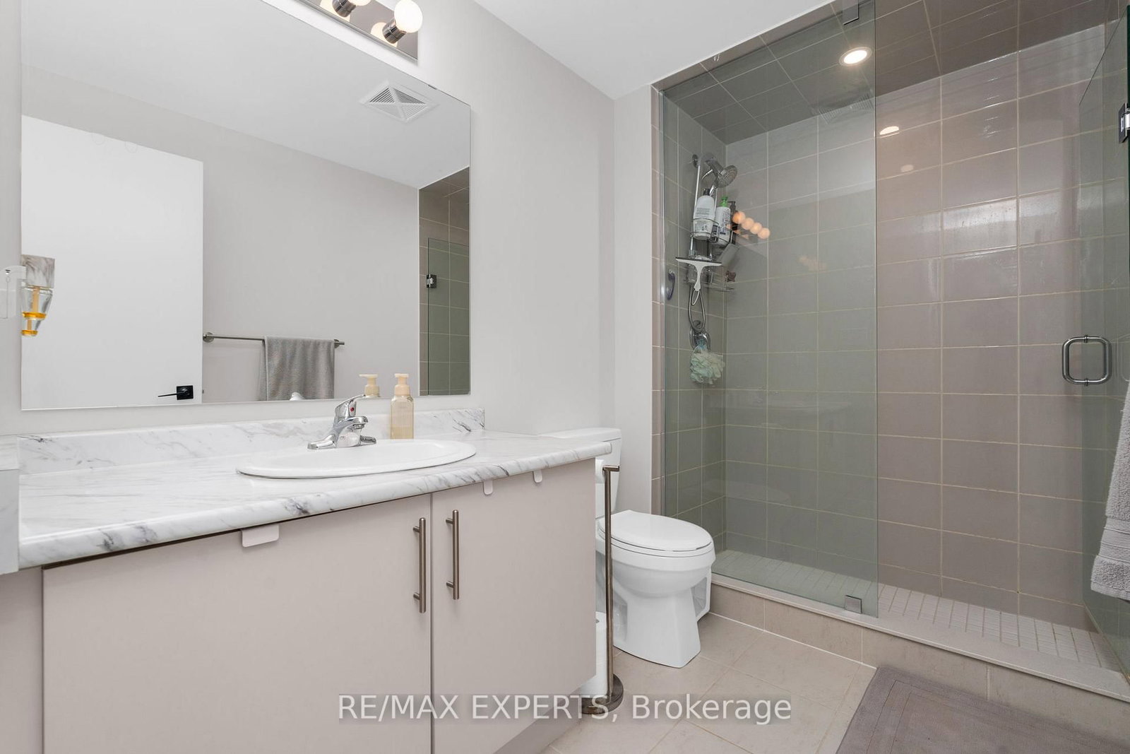 1 Chef Lane, Unit 405 - Photo 17