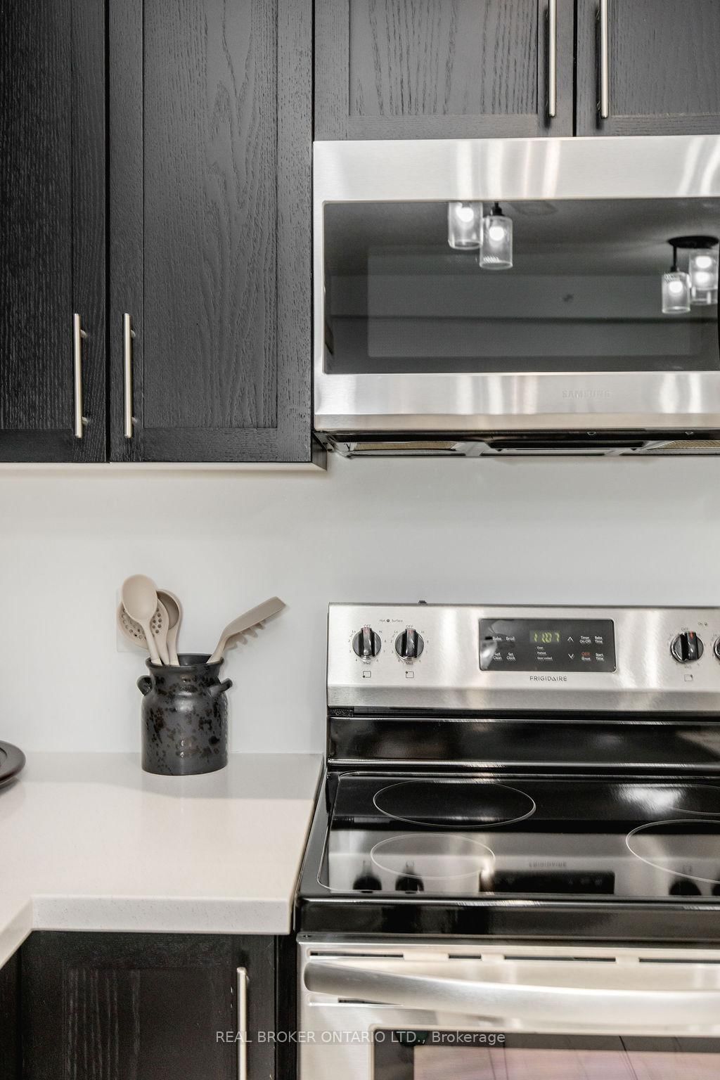 304 ESSA Road, Unit 609 - Photo 12