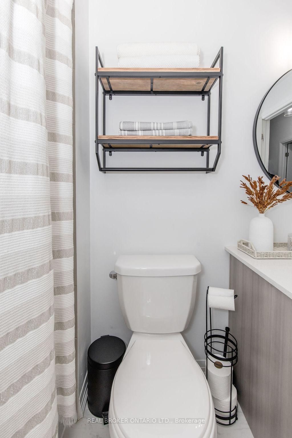 304 ESSA Road, Unit 609 - Photo 32