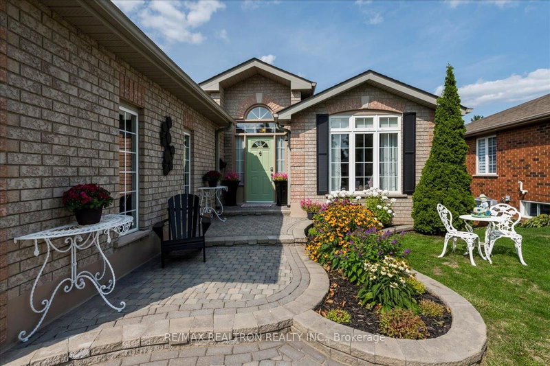 44 Columbia Rd, Barrie, L4N 8C6 | Image 3