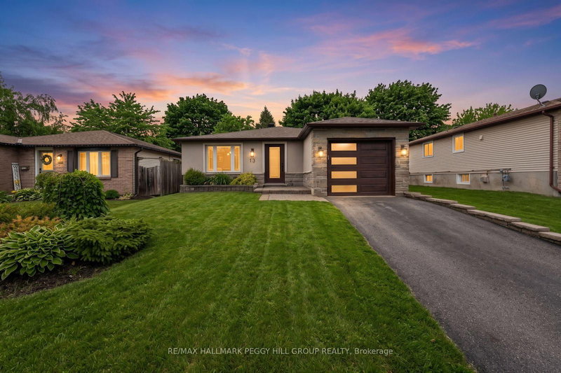 13 Coles St, Barrie, Ontario