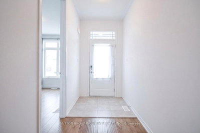 127 Isabella Drive • Orillia, ON photo 6