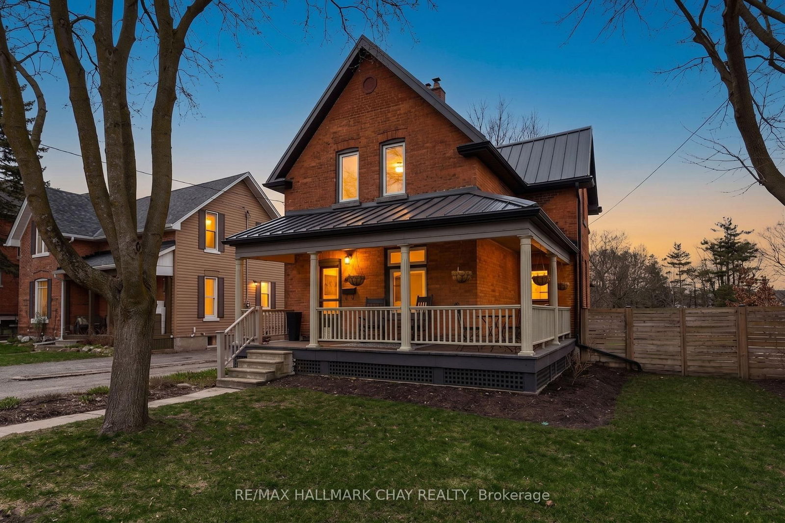 Detached House for sale at 56 William Street, Barrie, Ontario, L4N 3J6 - Allandale - MLS: S13060520