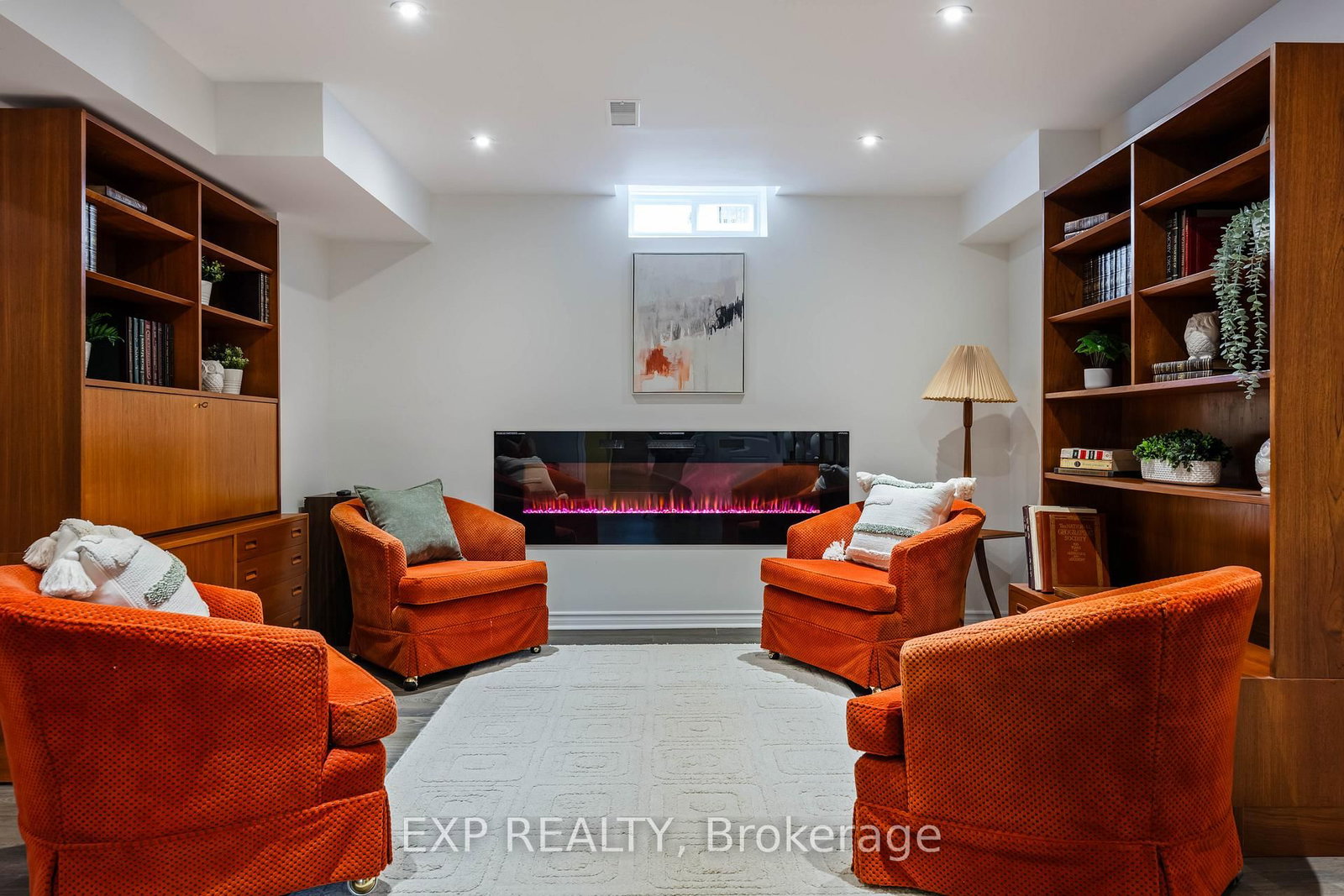 Listing Image 32