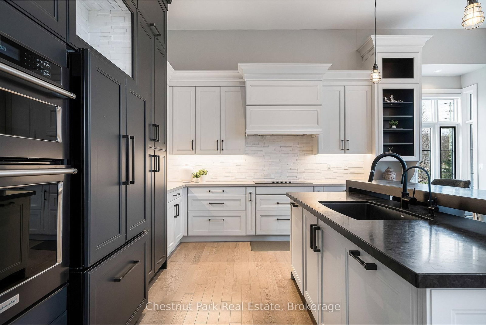 1 Windrose Valley Boulevard • Clearview, ON photo 15