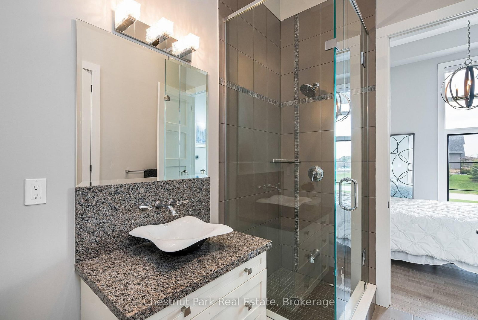 1 Windrose Valley Boulevard • Clearview, ON photo 18