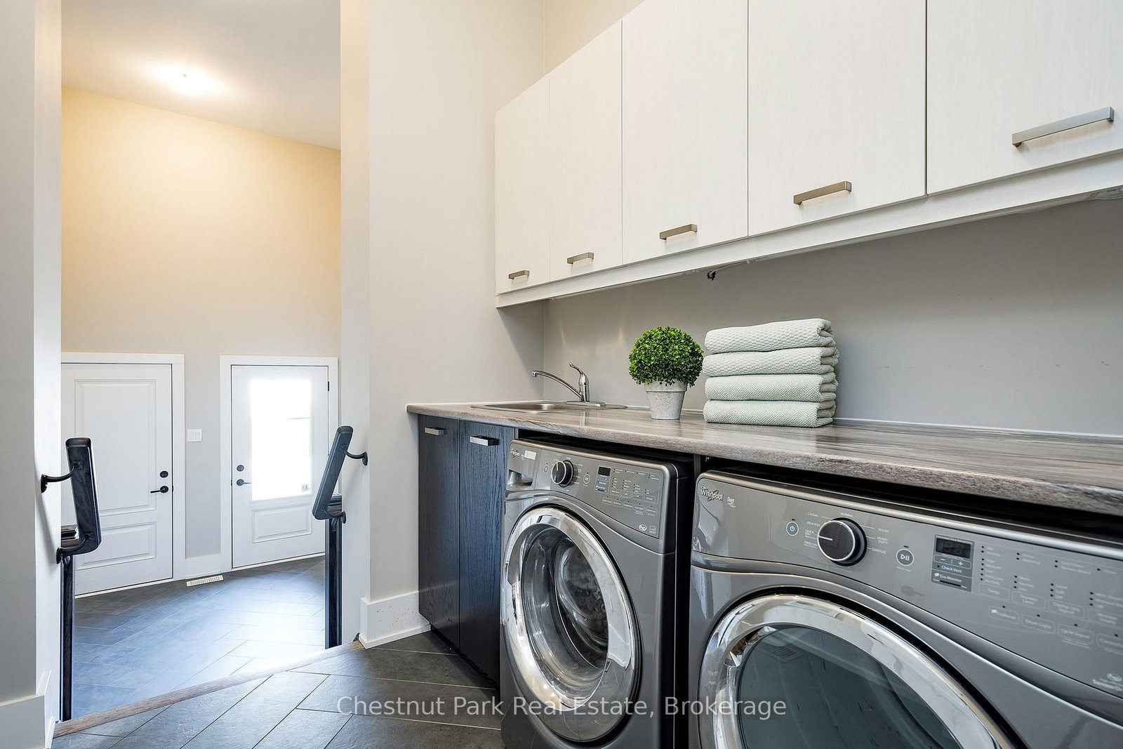 1 Windrose Valley Boulevard • Clearview, ON photo 26