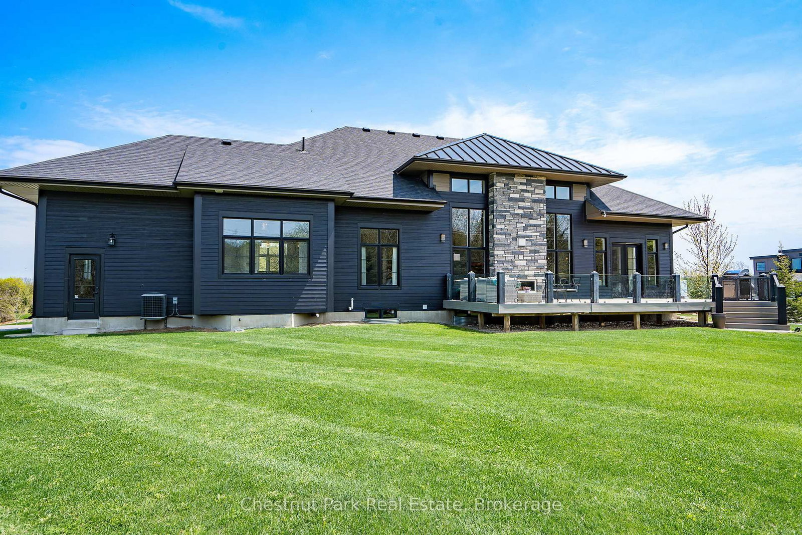 1 Windrose Valley Boulevard • Clearview, ON photo 40