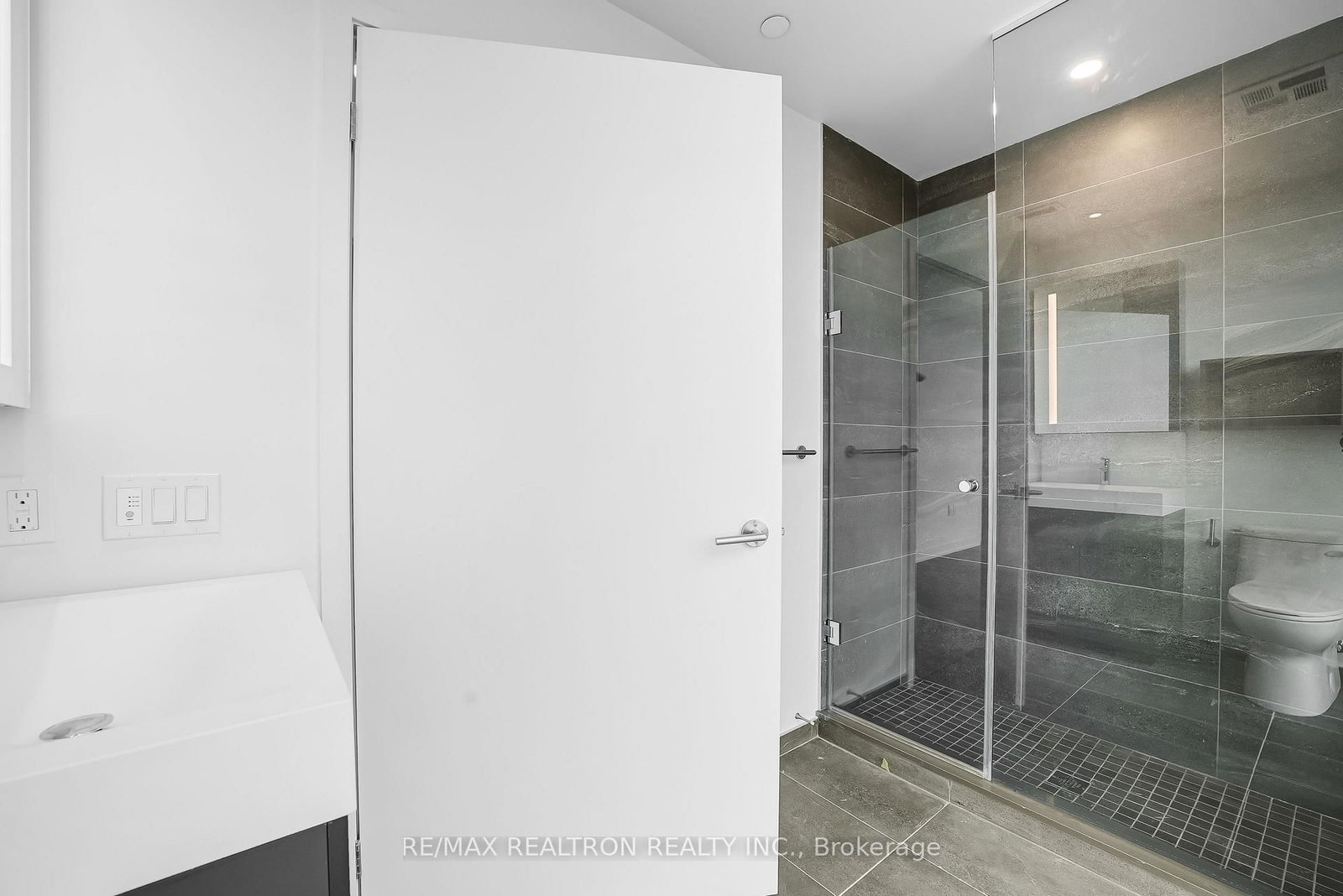39 Mary Street, Unit 2005 - Photo 22