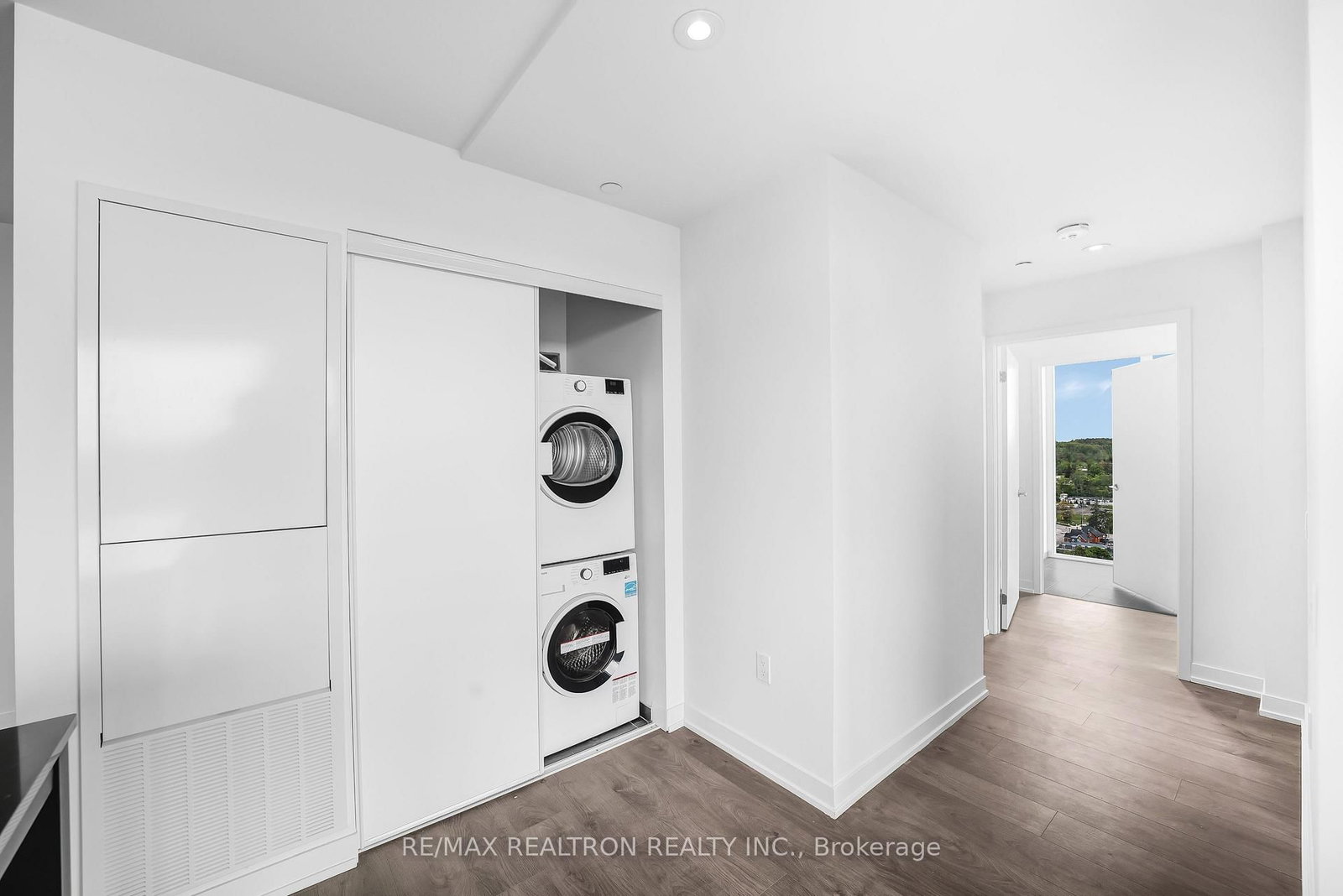 39 Mary Street, Unit 2005 - Photo 23