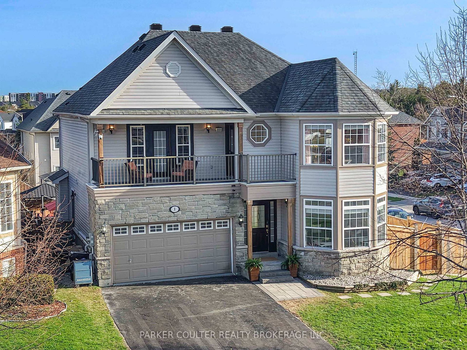 1 Windsor Crescent • Barrie, ON photo 1
