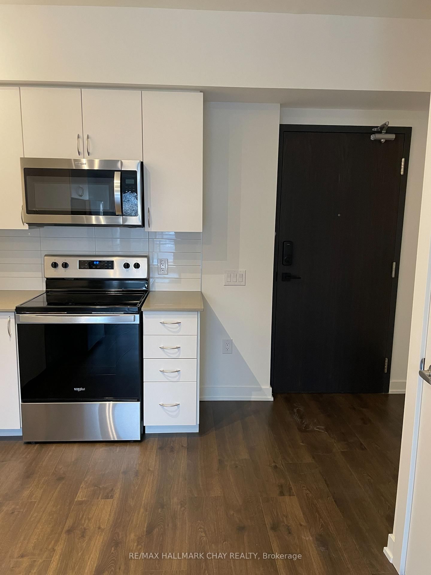 56 Lakeside Terrace, Unit 202 - Photo 6