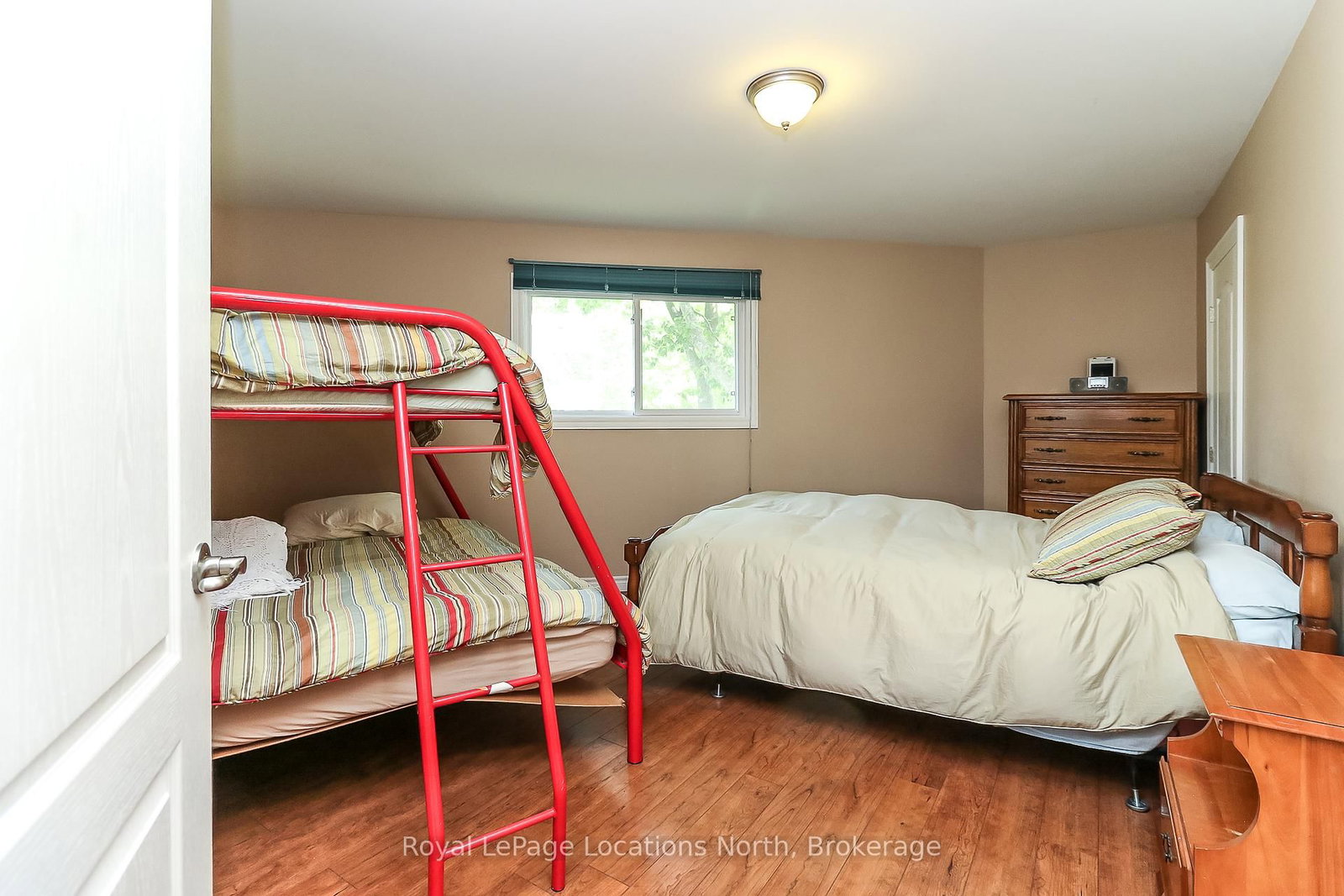 10 SUNSET Court • Wasaga Beach, ON photo 21