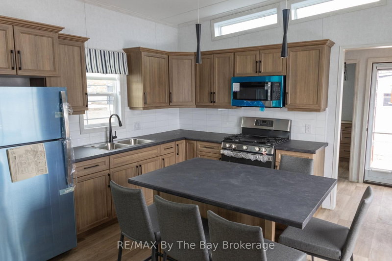 64 - 3282 OGDEN'S BEACH Road