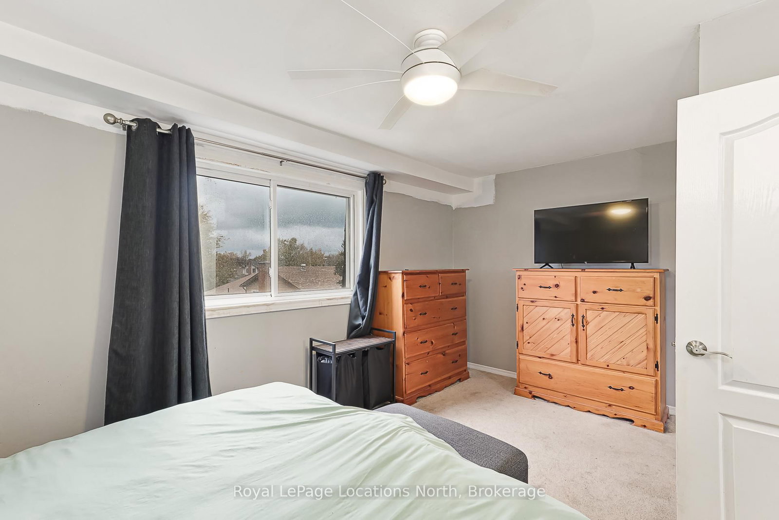 590 Tenth St, Collingwood, view 11