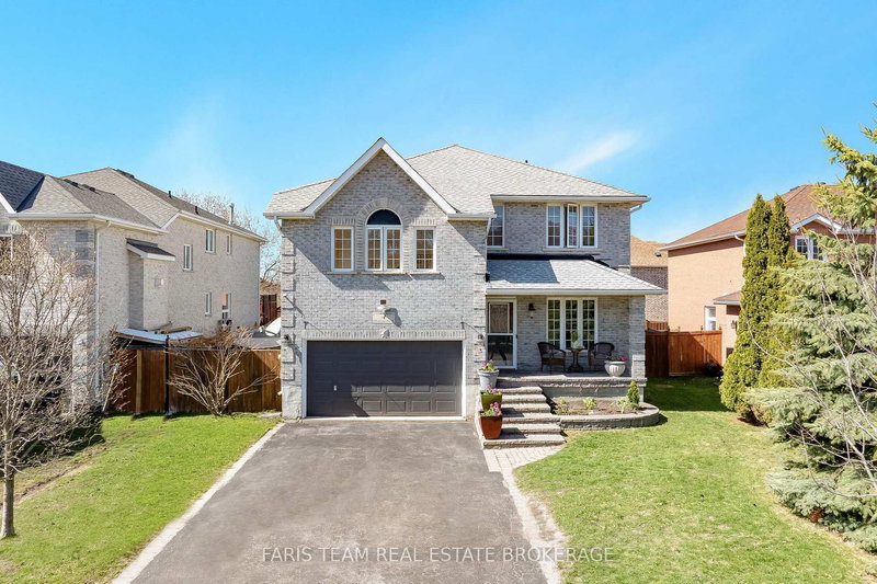 4 Whispering Pine Pl, Barrie, Ontario