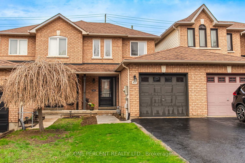 home for sale on 67 Hawthorne Crescent