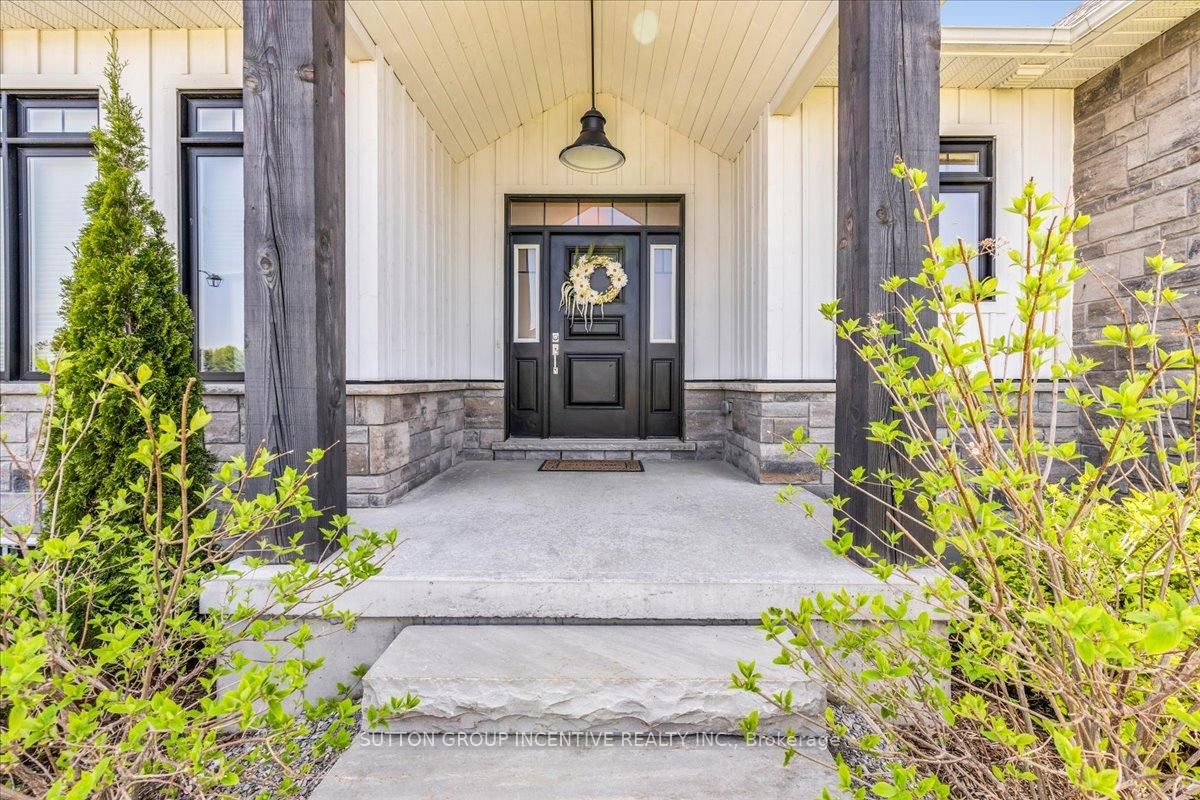 3 Best Court • Oro-Medonte, ON photo 4
