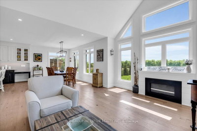 3 Best Court • Oro-Medonte, ON photo 8