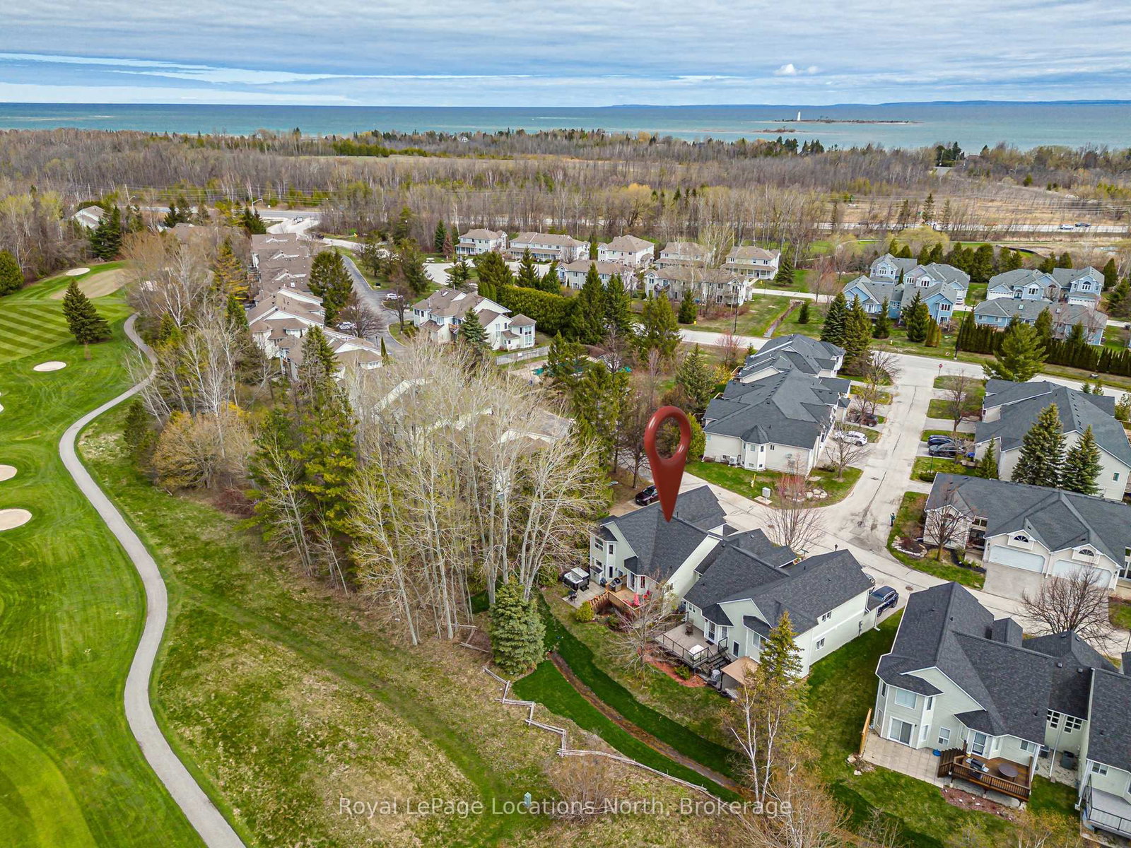 35 Barker Boulevard • Collingwood, ON photo 4