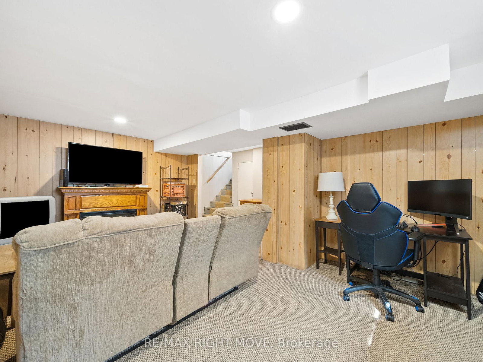 Listing Image 32