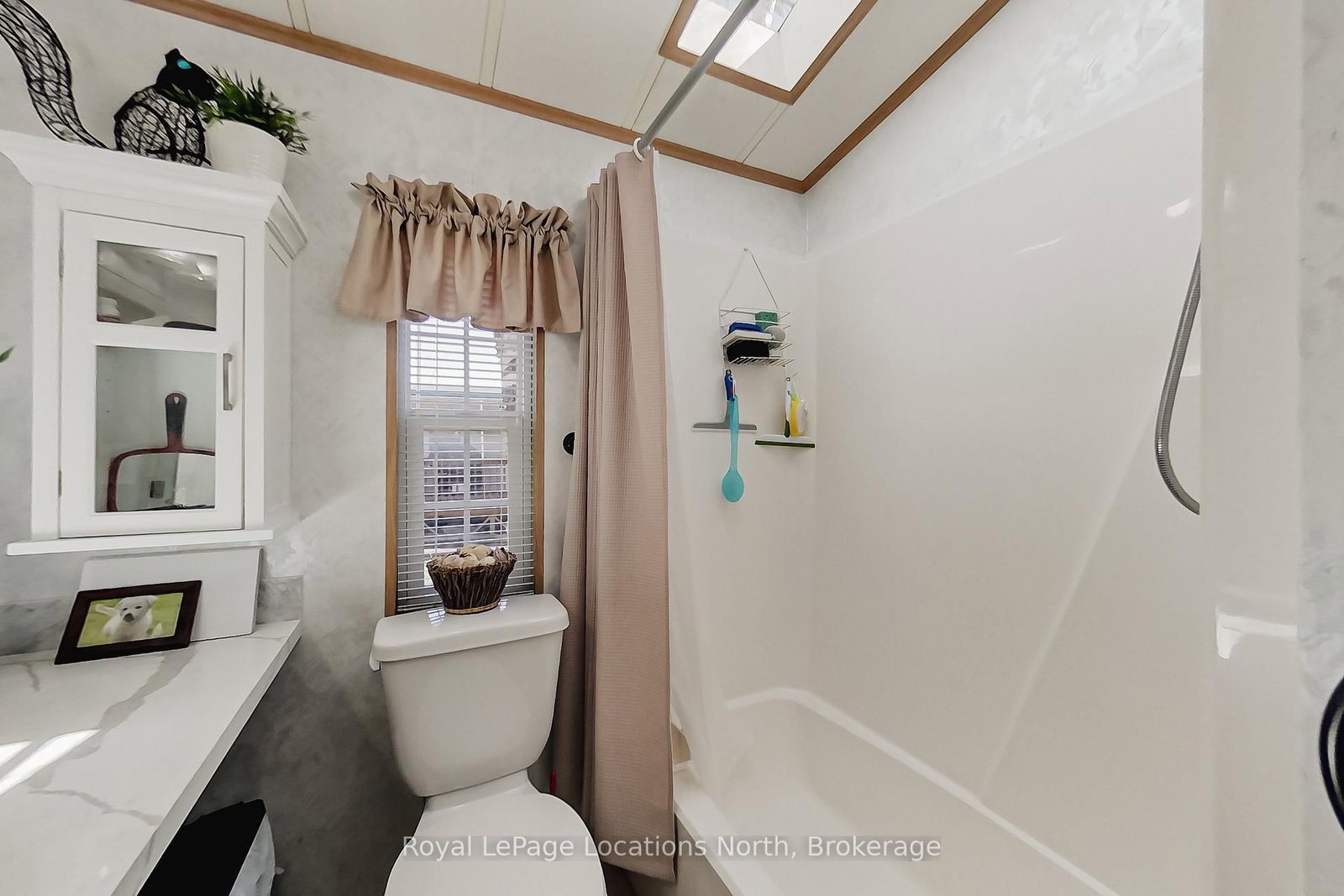 2 Wasaga Pines Lane E • Springwater, ON photo 11
