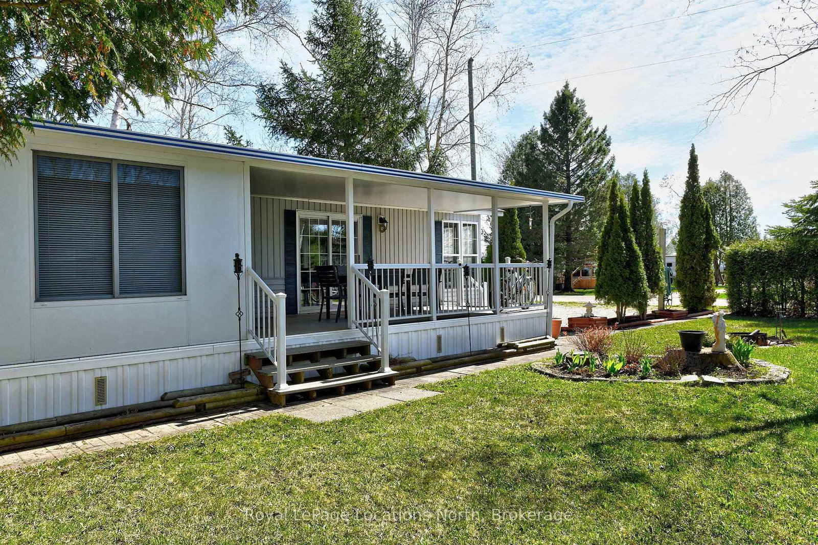2 Wasaga Pines Lane E • Springwater, ON photo 14