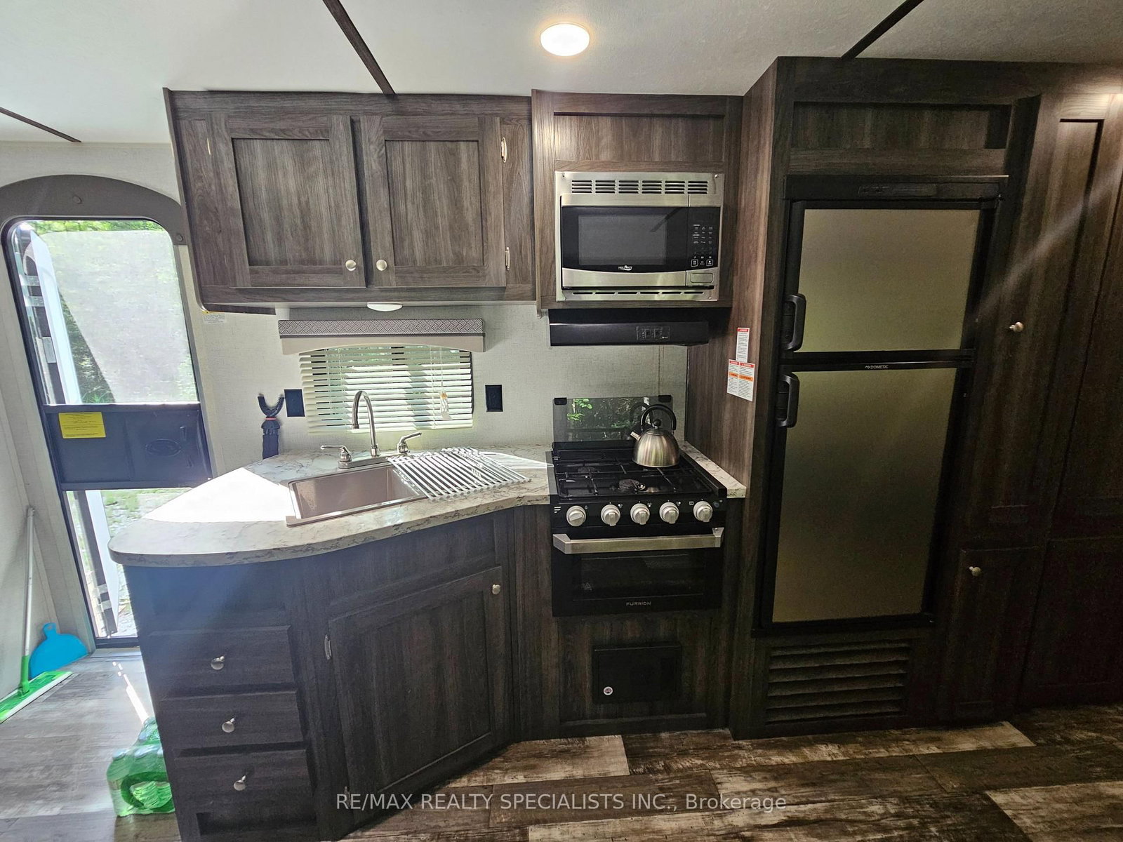 3878 Cambrian Road • Severn, ON photo 21