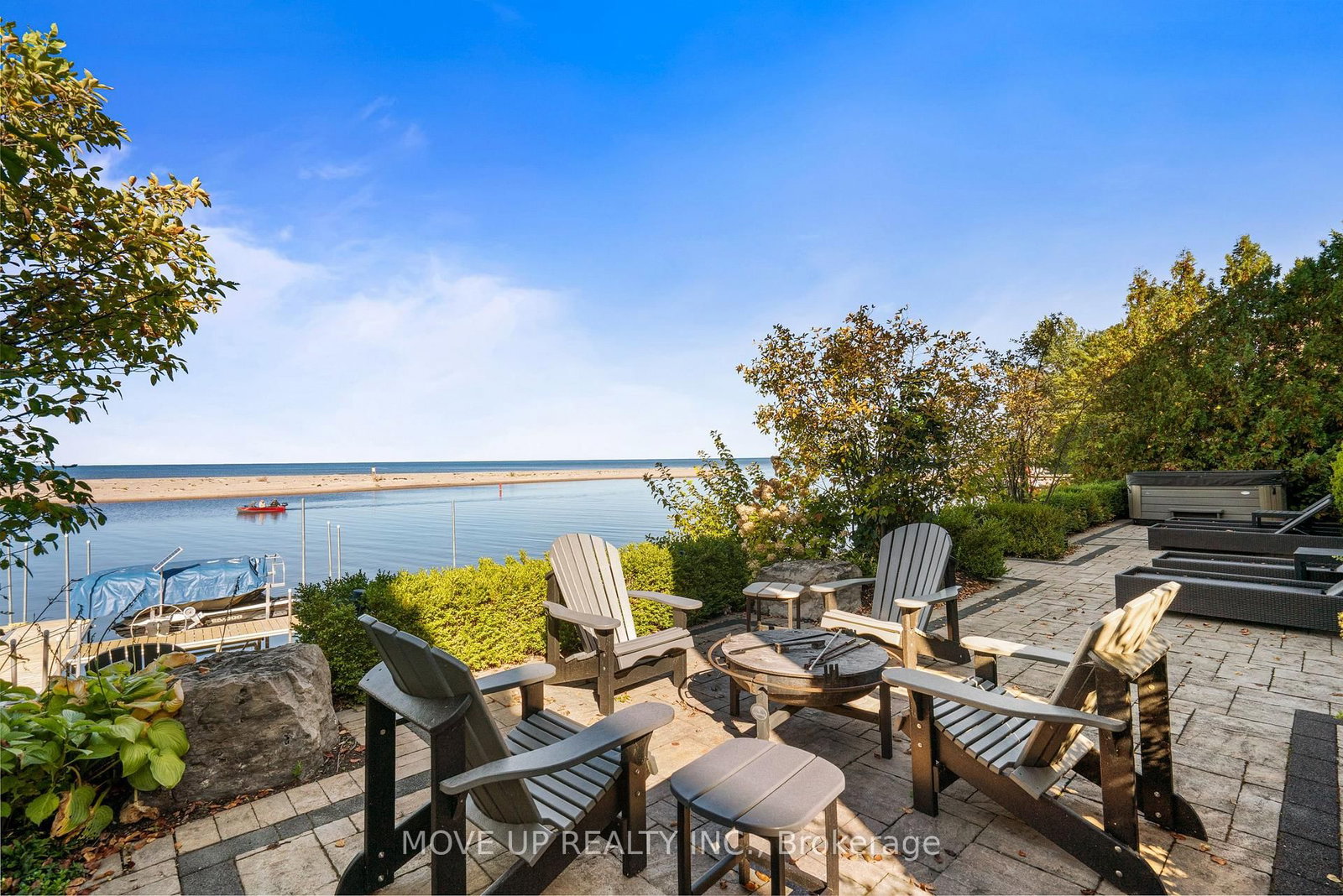 10 Hiawatha Avenue • Wasaga Beach, ON photo 28