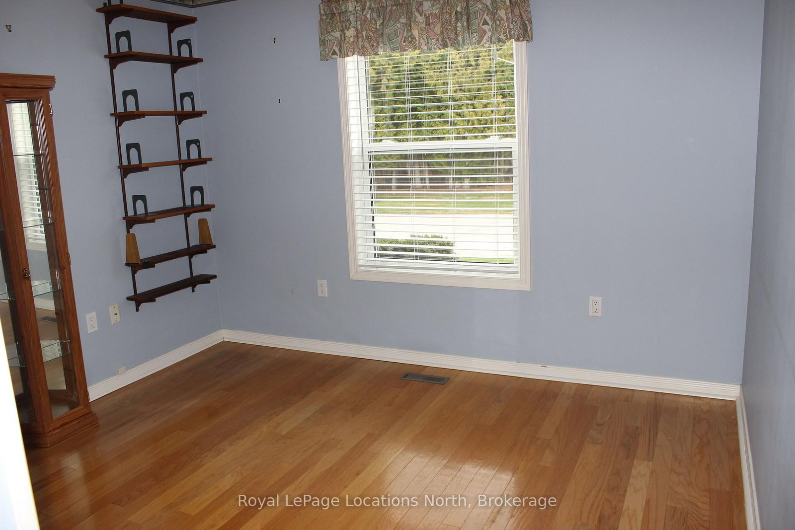 4 St James Place • Wasaga Beach, ON photo 20
