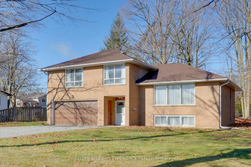 home for sale on 48 Cundles Road E