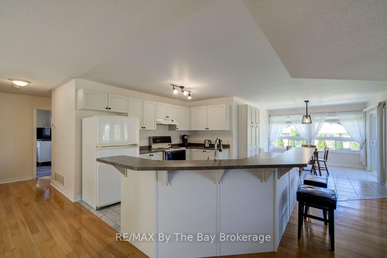 420 Ramblewood Drive • Wasaga Beach, ON photo 10