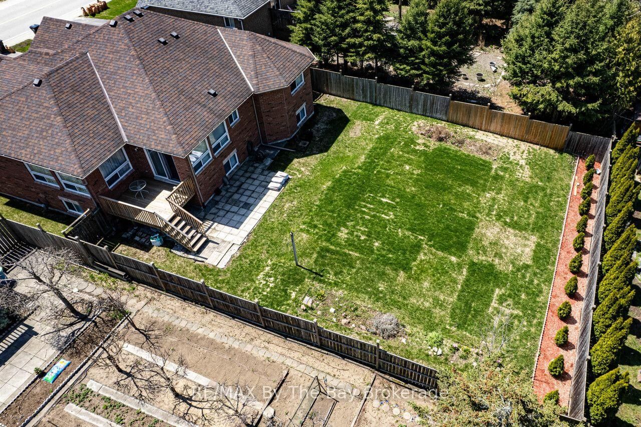 420 Ramblewood Drive • Wasaga Beach, ON photo 39