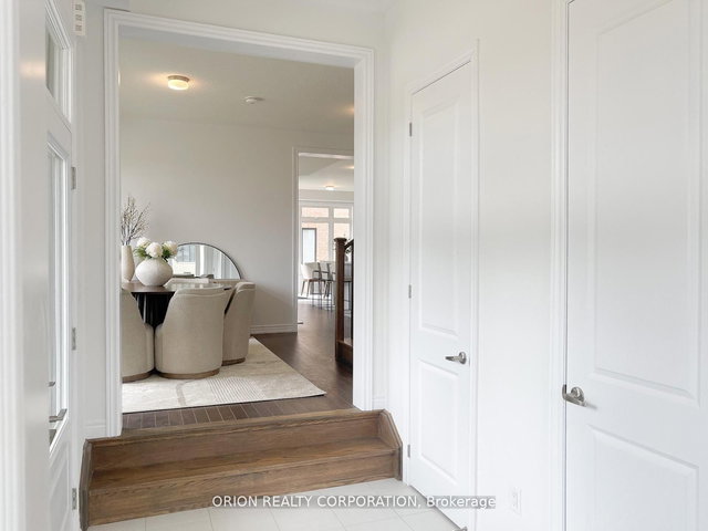 147 Fenchurch Manor