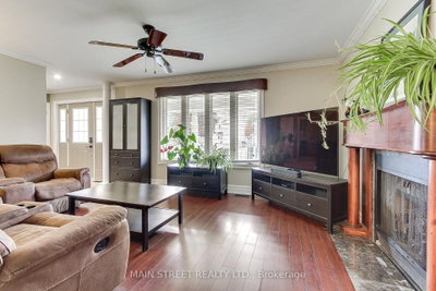 276 Crawford Street • Barrie, ON photo 5