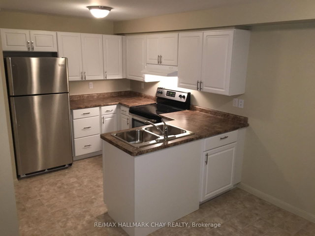 141 Black Cherry Crescent