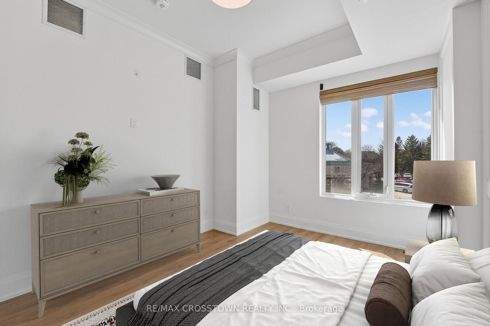 1 Hume Street, Unit 220 - Photo 10