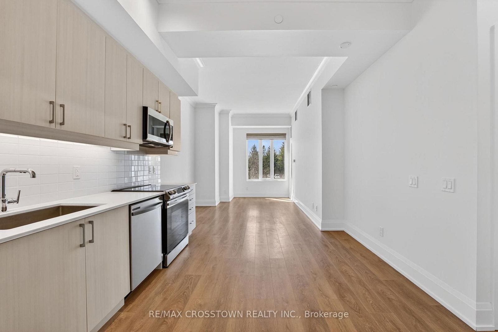 1 Hume Street, Unit 220 - Photo 3