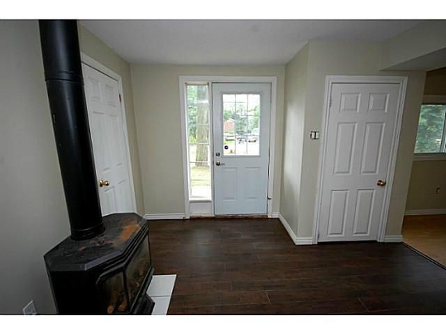 696 Hastings Ave, Innisfil, L9S 1Z3 | Image 3