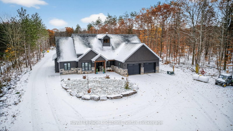 3511 Rainbow Valley Road W
