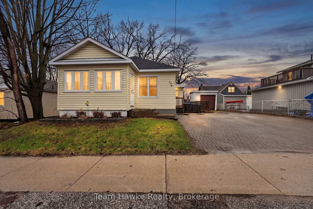 374 DOMINION Avenue
