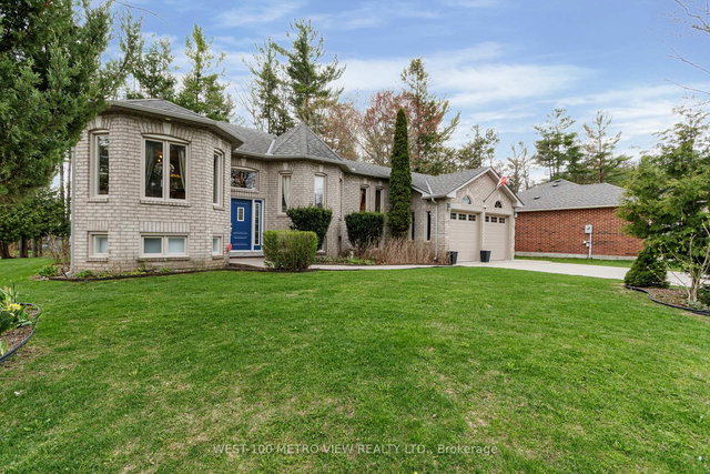 7 Fairway Crescent